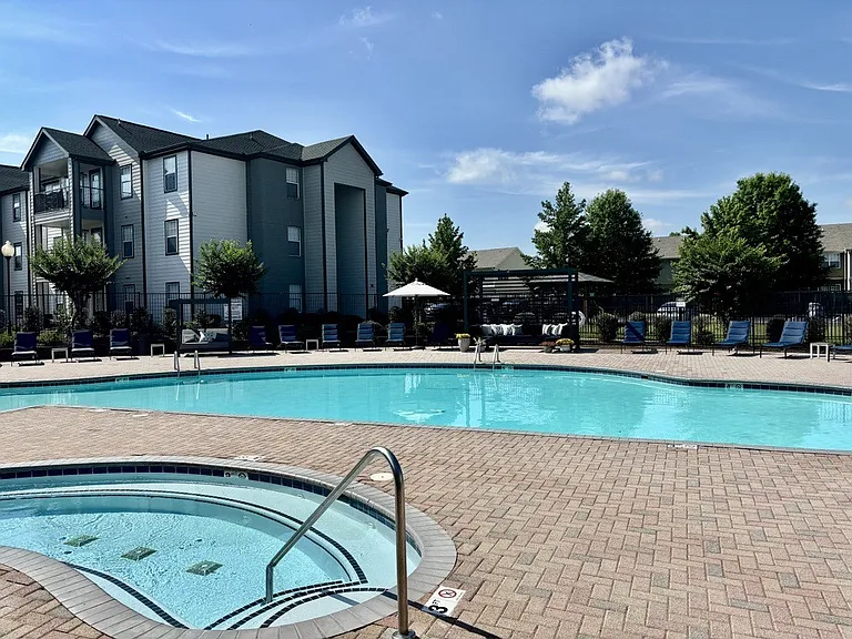 Landmark Apartments- TN — Photo 7