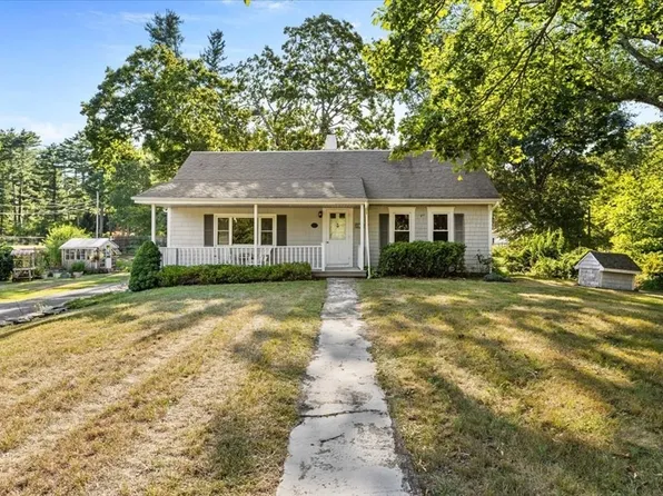 11 Gurney Rd, East Freetown, MA 02717