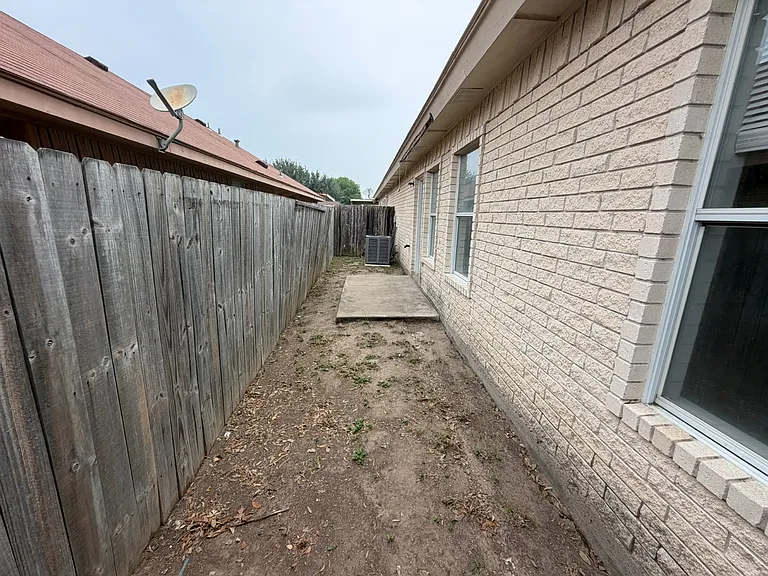 2013 Agua Fina Ave — Photo 9