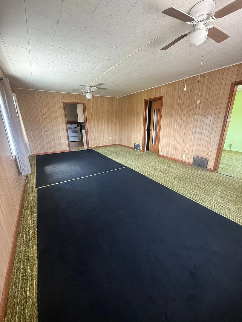 54 HWY 59 - Cardwell Duplex — Photo 1