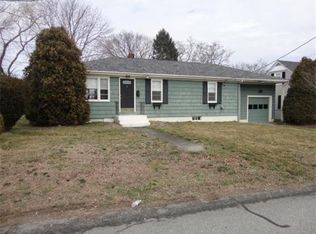 50 Halsey Ave, Somerset, MA 02725