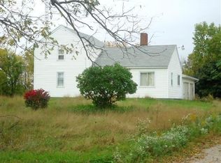 9783 E Cole Rd, Durand, MI 48429