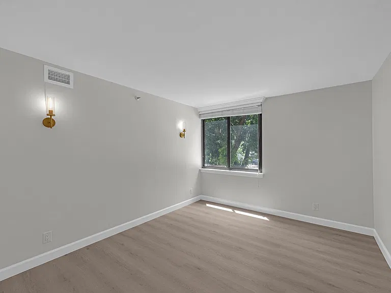 3525 Sage Rd #304 — Photo 24