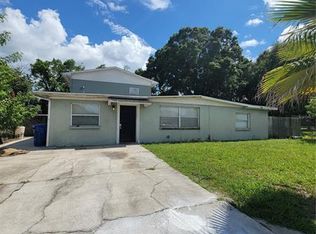 809 Clear Ln, Lutz, FL 33549