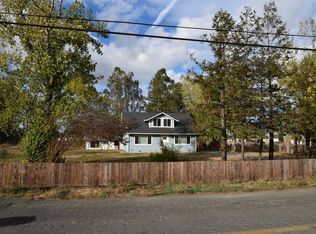 915 Yuba Dr, Santa Rosa, CA 95407