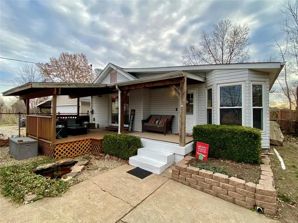 8624 Brinker Ave, Saint Louis, MO 63123