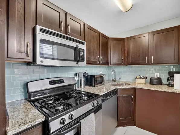 The Macklin, 2911 Newark St NW APT 4, Washington, DC 20008