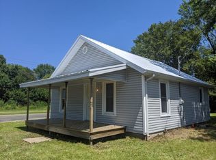 3 East St, Charleston, IL 61920