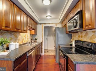 11651 Stoneview Sq APT 11C, Reston, VA 20191