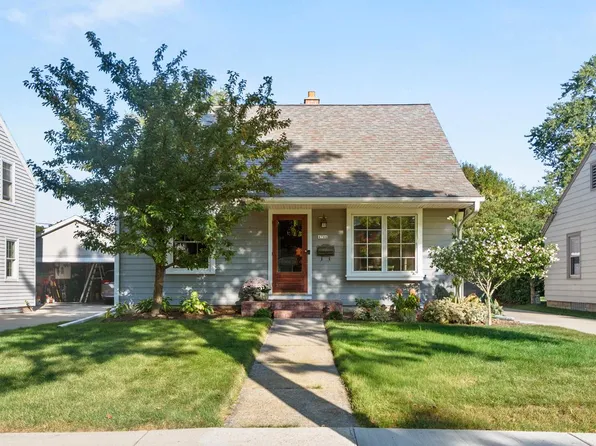 4766 North Idlewild AVENUE, Whitefish Bay, WI 53211