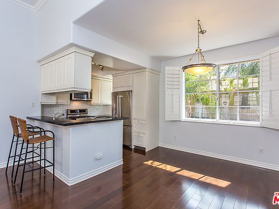 4th image of 1225 Armacost Ave APT 306