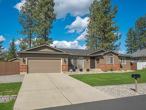 3rd image of 3807 E Tanager Ln