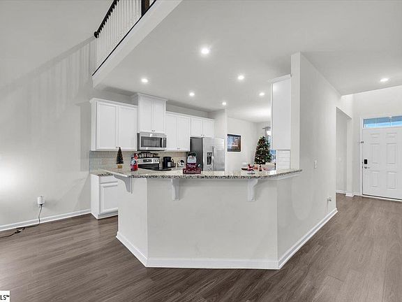 5th image of 101 Tonkawa Way