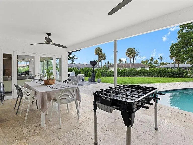1049 W Palmetto Park Rd — Photo 27