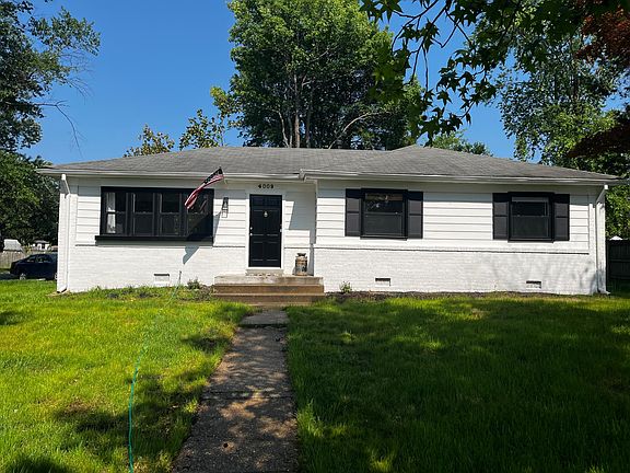 2nd image of 4009 Crystalwood Ln