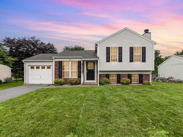 40 Lilac Dr, Mechanicsburg, PA 17050