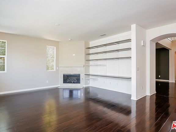 3rd image of 15275 Wallace Ave