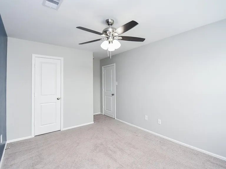 22707 Bolanzo Ln — Photo 23