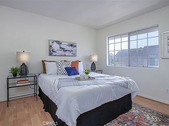 4th image of 611 Geneva St APT 105
