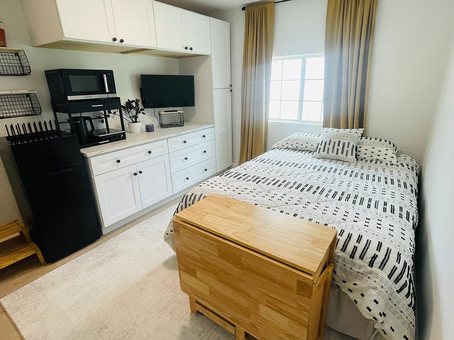 Studio, 175 sqft, $1,500 — Photo 1