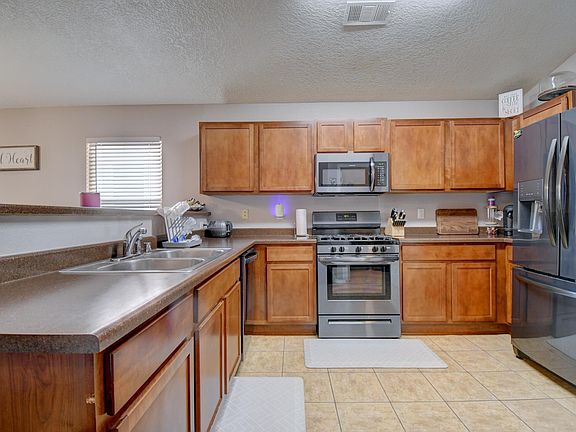 3rd image of 6928 Tijeras Creek Rd NW