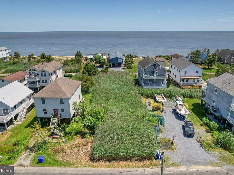 1st image of 7 N Bayshore Dr