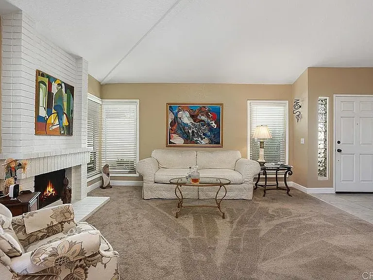 1878 Turnberry Dr — Photo 4