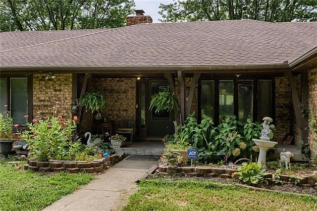 18607 County Road H, Liberty, MO 64068 | Zillow