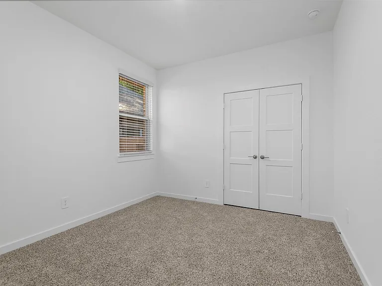 1069 Dancing Feather St — Photo 15