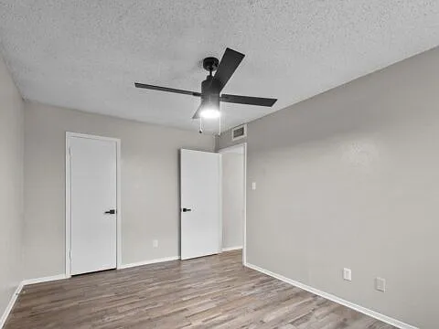 Kings Landing Apartments — Photo 29