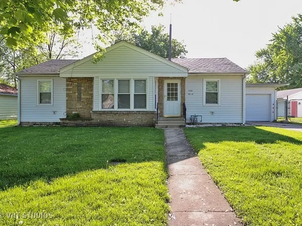 106 S Peck St, Gardner, IL 60424