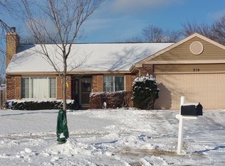 519 Yardley Dr, Carol Stream, IL 60188