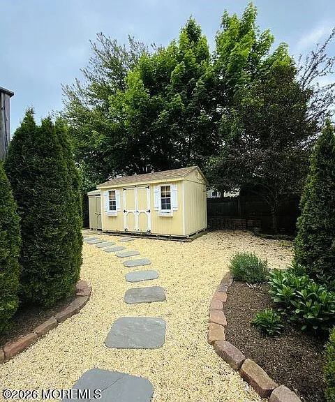 18 Meadowbrook Ave #A — Photo 16