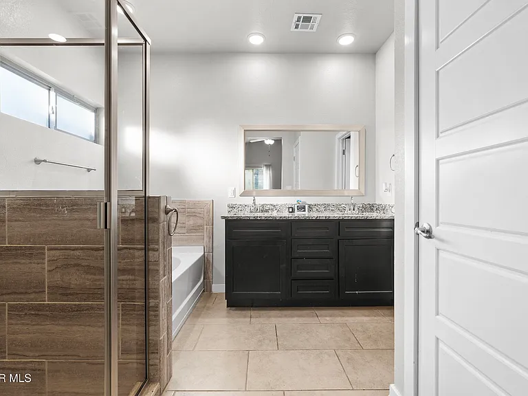 14936 Tierra Haven Ave — Photo 23
