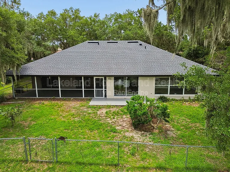 95 Woodside Dr — Photo 55