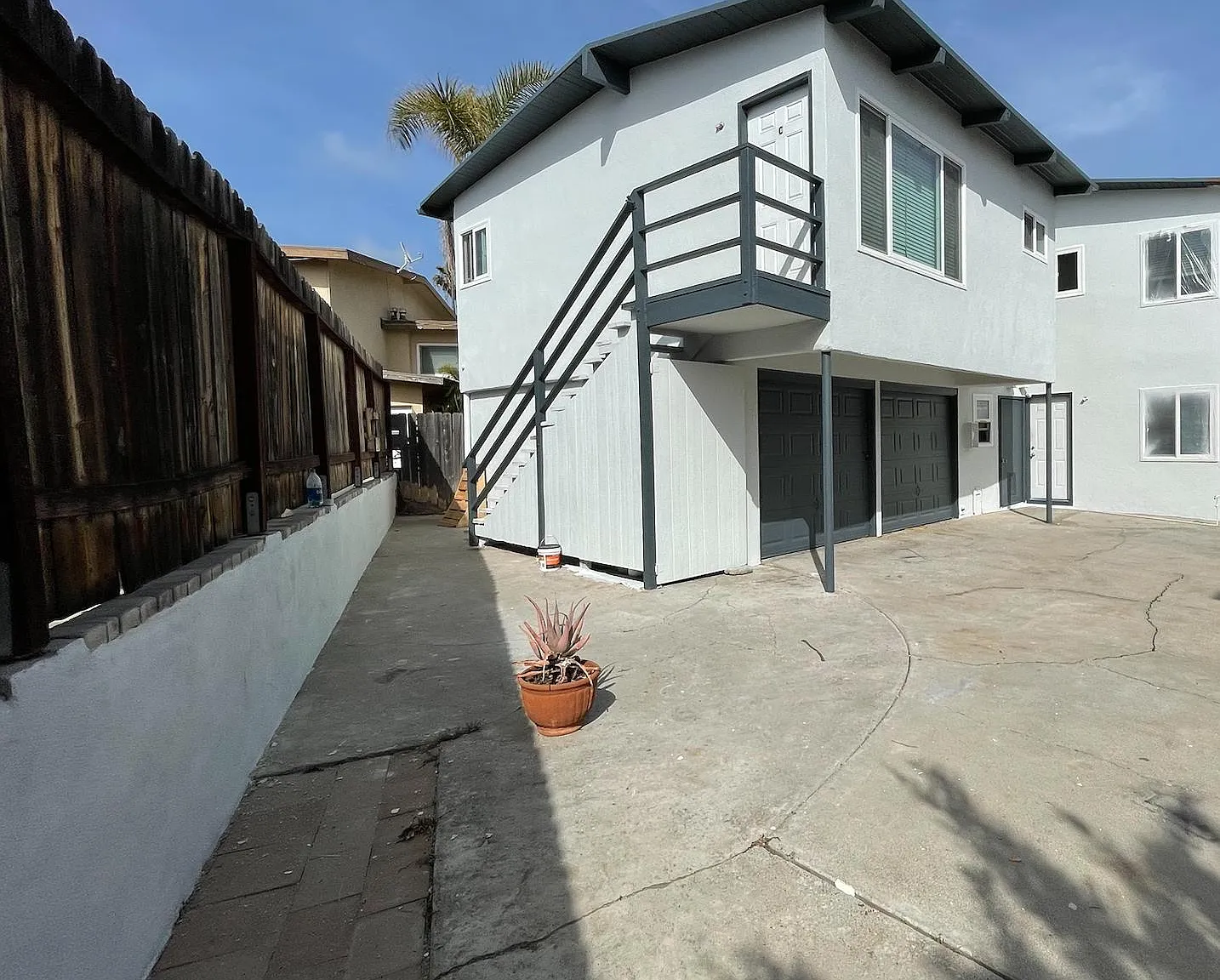 212 Avenida Lobeiro — Photo 3