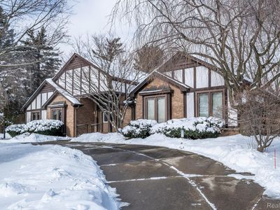 21984 Roxbury Dr, Novi, MI, 48374