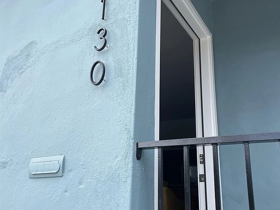 5th image of 3130-32 30th St