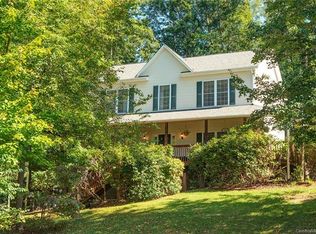 656 Southern Pines Pl, Leicester, NC 28748