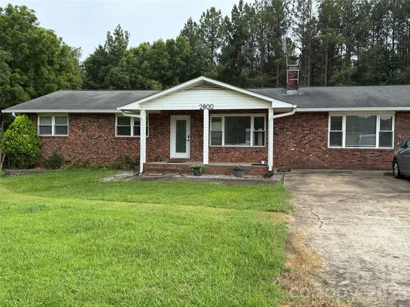 2800 Coxe Rd, Tryon, NC 28782