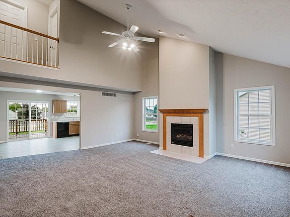 5th image of 603 Wildberry Dr