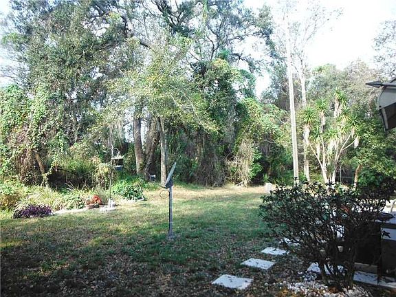 3rd image of 128 Pinewood Ter #84