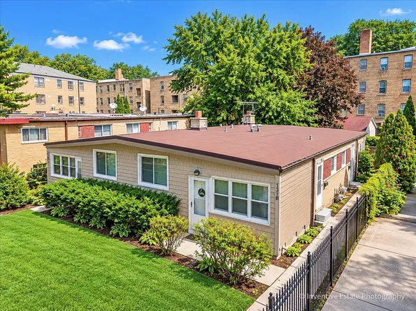 131 Callan Ave, Evanston, IL 60202