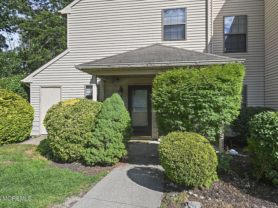 1st image of 101 Bluebell Drive