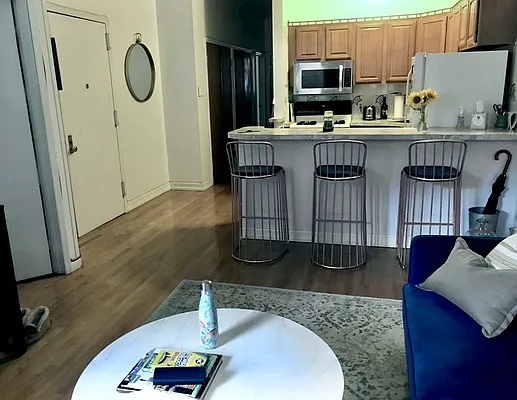 Rented by Owner | media 12