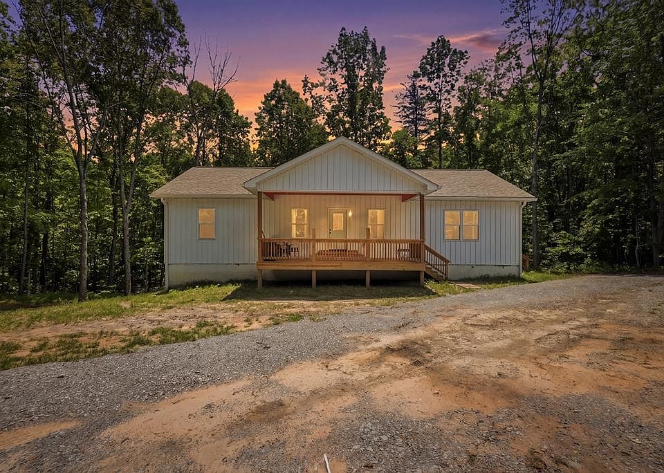 1st image of 3882 Glade Creek Rd