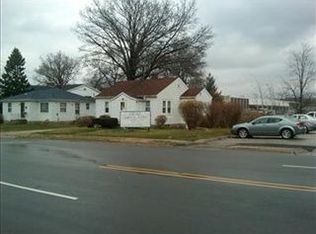 102 Roosevelt Rd, Valparaiso, IN 46383