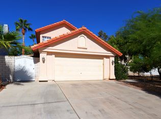 1340 Red Hollow Dr, North Las Vegas, NV 89031