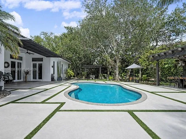 8973 SW 96th St — Photo 5
