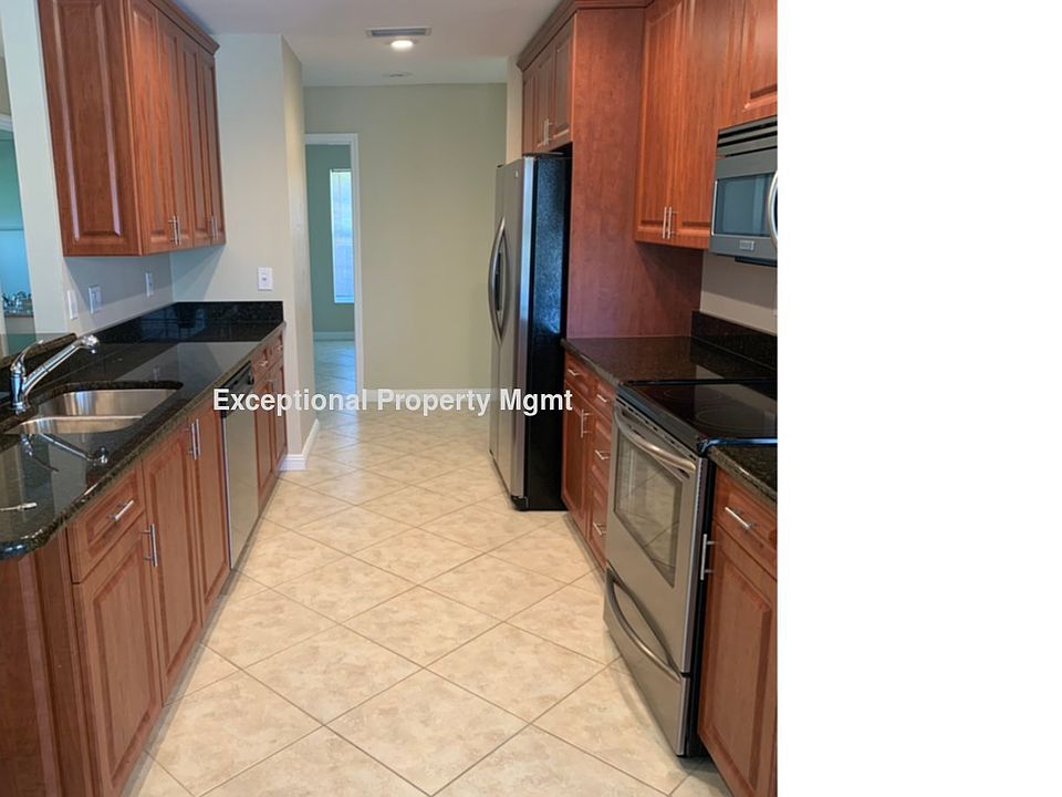 1617 SW 28th Ter, Cape Coral, FL 33914 | Zillow